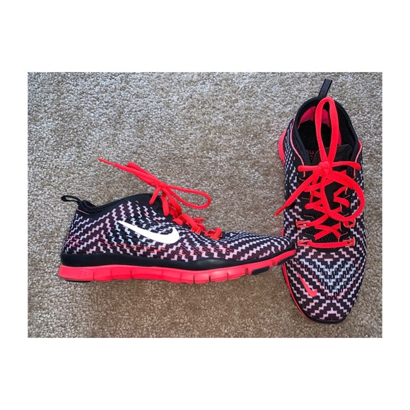 NEVER WORN Nike Free 5.0 Sneakers - Picture 1 of 5